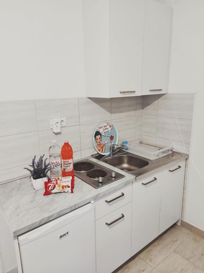 Apartmani Butigan-Tiha Luka 内乌姆 外观 照片