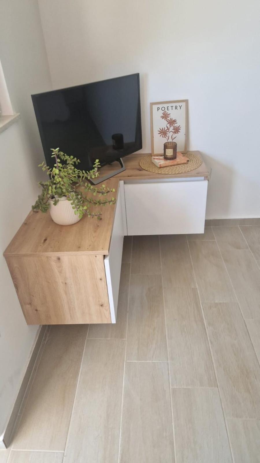 Apartmani Butigan-Tiha Luka 内乌姆 外观 照片